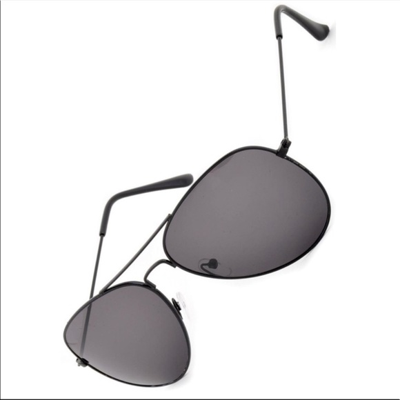 Classic Aviator Sunglasses - Picture 5 of 5